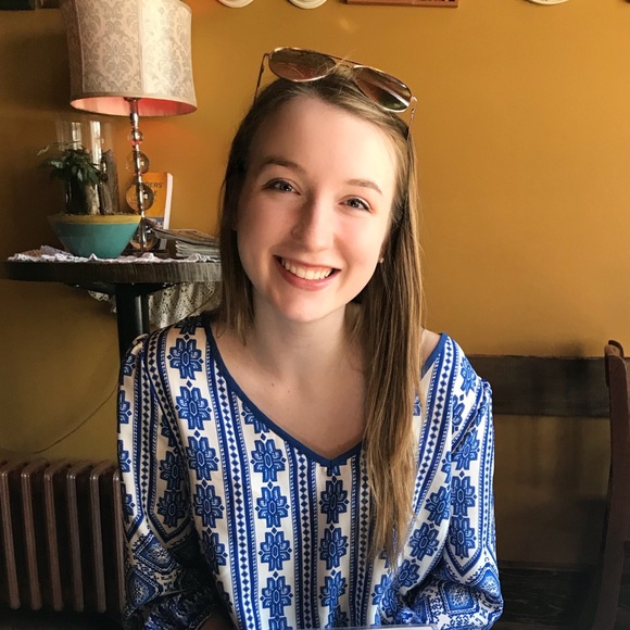 Meet your Posher, Jessica - Picture 1 of 1